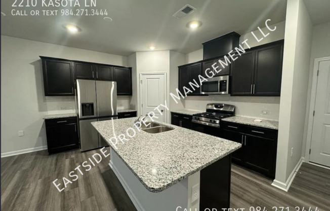 2210 KASOTA LN