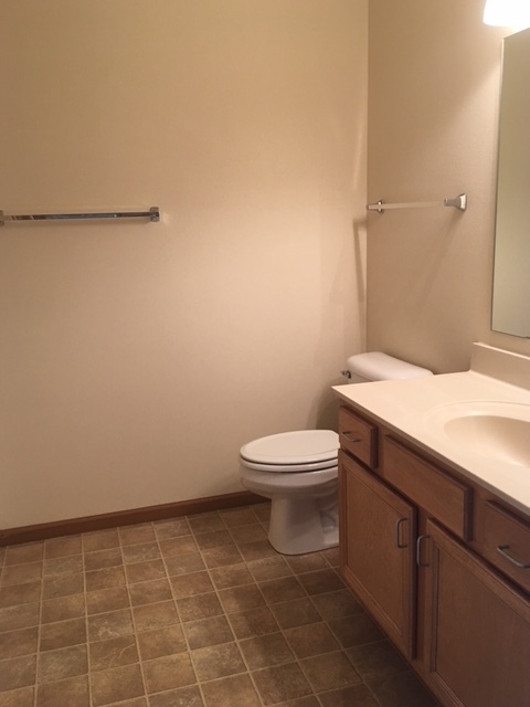 Studio, 1 bath, $1,300, Unit 871-101