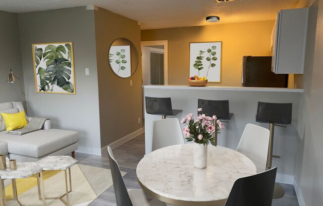 1 bed, 1 bath, 415 sqft, $1,395, Unit 2