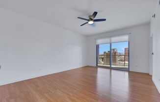 1 bed, 1 bath, $2,000, Unit # 3503