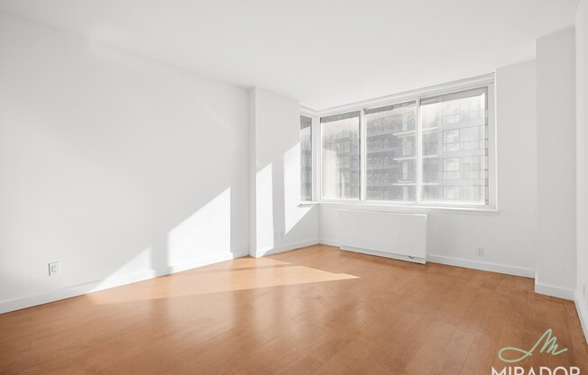 1 bed, 1 bath, $4,595, Unit 32L