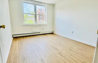 2 beds, 1 bath, 1,200 sqft, $3,050, Unit 3