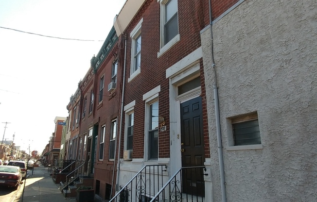 1 bed, 1 bath, 800 sqft, $995, Unit 2nd Flr