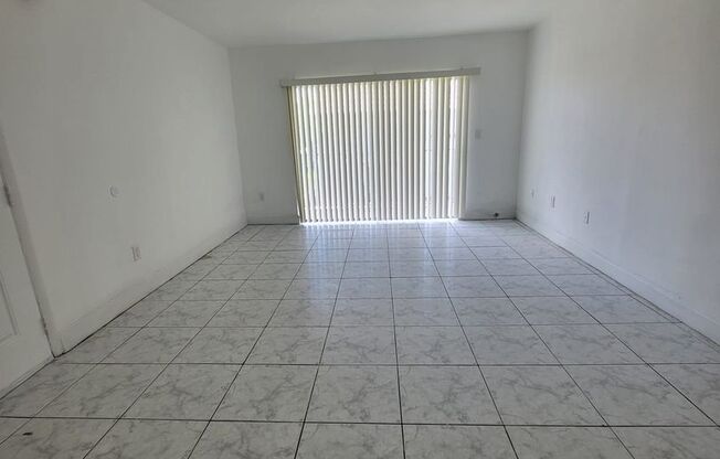 1 bed, 1 bath, 669 sqft, $1,550, Unit 621-204