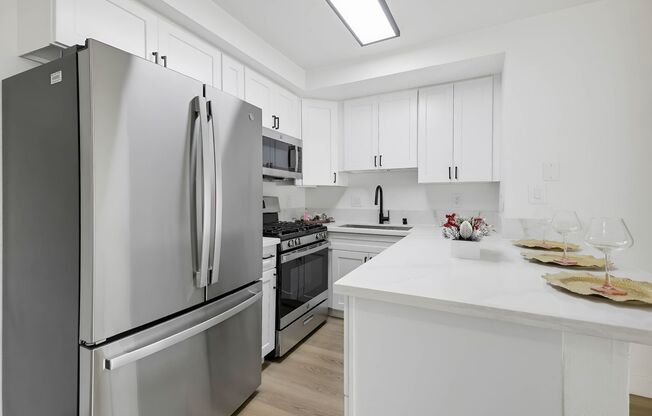 2 beds, 2 baths, 1,044 sqft, $3,221, Unit 234-R