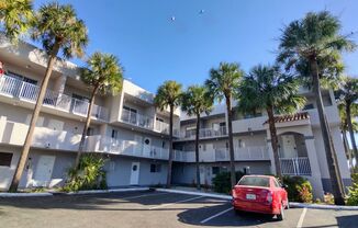 2 beds, 1.5 baths, $2,300, Unit #201