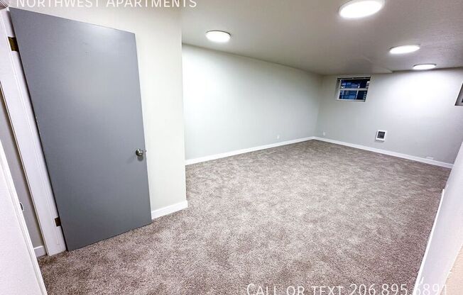 10 W GARFIELD ST