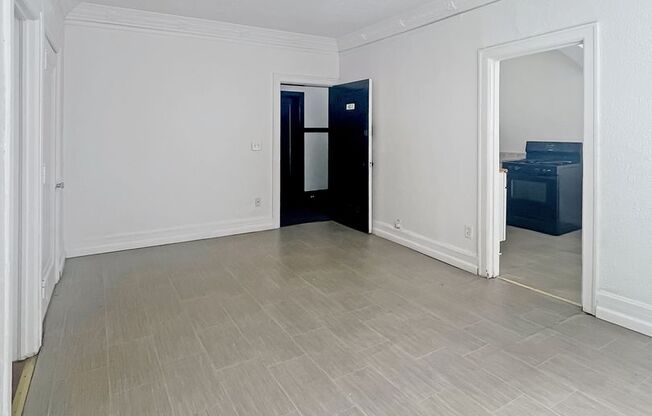 1 bed, 1 bath, 535 sqft, $1,090, Unit 103