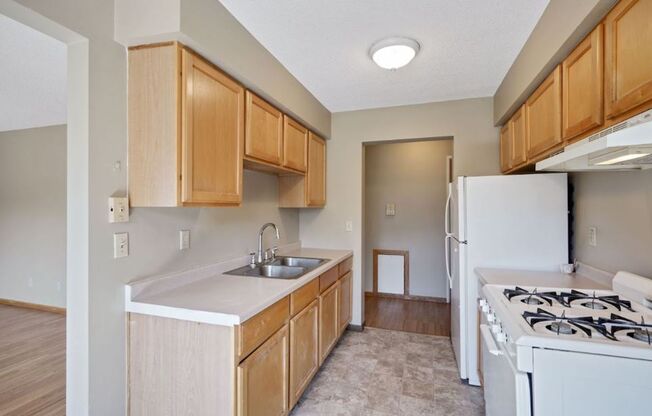 1 bed, 1 bath, 700 sqft, $1,049, Unit Unit 303