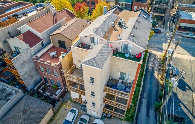 2741-43 N. Southport