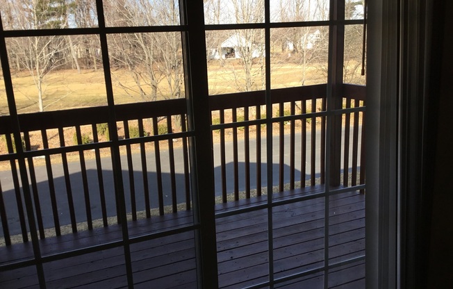 2 beds, 1.5 baths, 1,128 sqft, $1,369.99, Unit 30-05