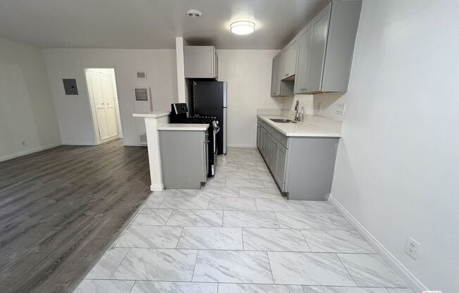 1 bed, 1 bath, 600 sqft, $1,850, Unit 4