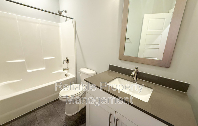 22 S LAIRD DR