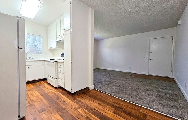 Crestwood Apartments