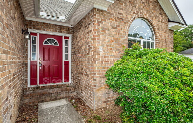 1584 KENTWOOD CIR