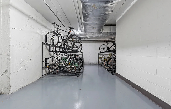 1 bed, 1 bath, $2,995, Unit 105D