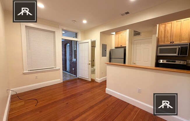 196 WINTHROP RD