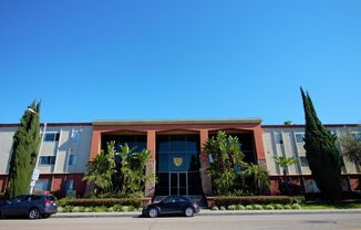 1 Bedroom Condo For Lease in Fullerton