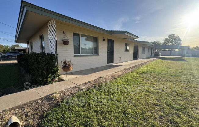 444 S BELLVIEW