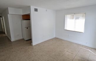 2 beds, 1 bath, 750 sqft, $1,900, Unit #2