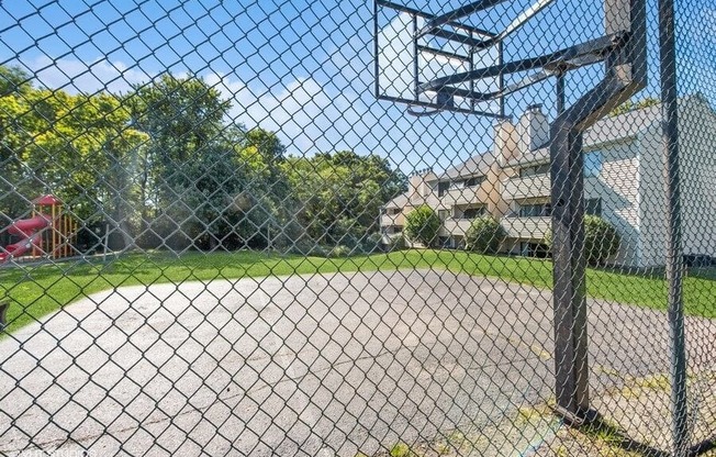 apartments with a basketball court