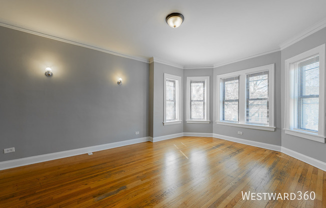 2056 W ARTHUR