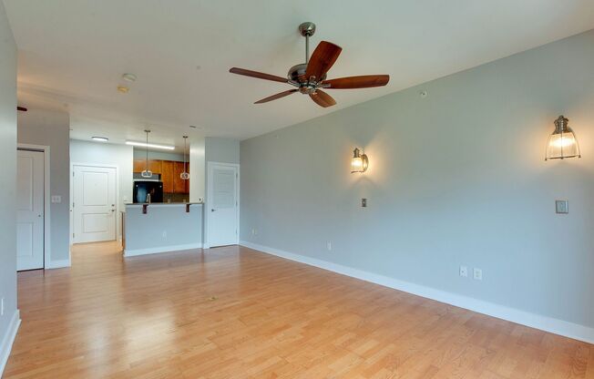 1 bed, 1 bath, $1,400, Unit # 407