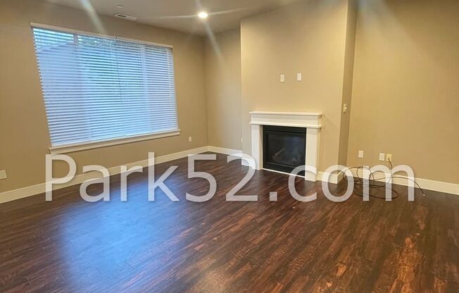 Spacious 4 Bedroom Home in Olympia