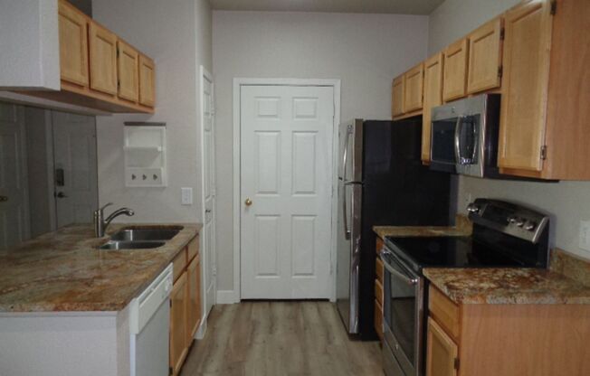 1 bed, 1 bath, $1,199