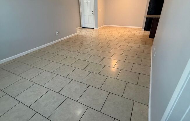 2 beds, 2 baths, 1,000 sqft, $1,495, Unit 10-226