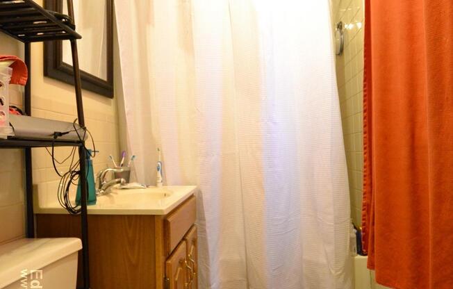 53 Brackett St Apt 2