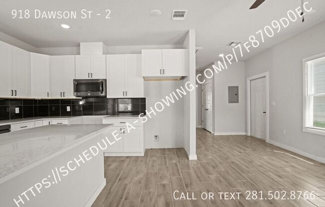 918 DAWSON ST