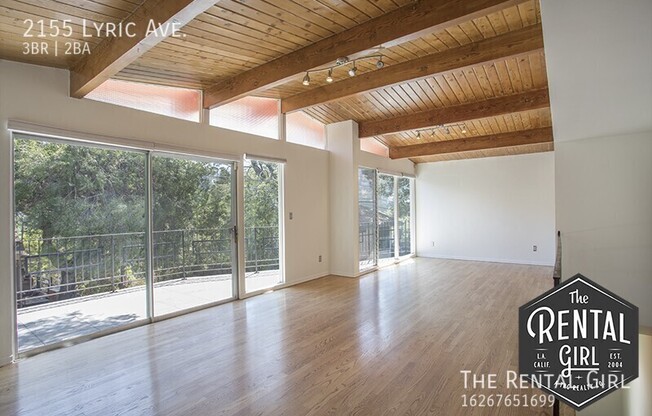 2155 LYRIC AVE