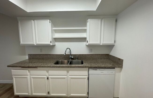 1 bed, 1 bath, 800 sqft, $2,095, Unit 102