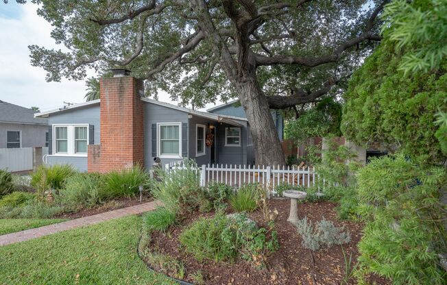 Peaceful Cottage Home w/ 3B2B