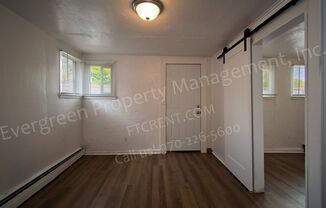 2 beds, 1 bath, $1,095, Unit #16