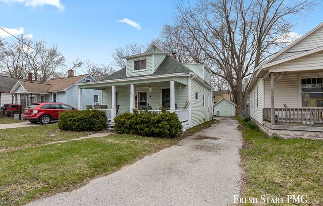 1857 Crowley St