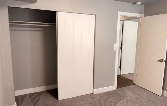 2 beds, 1 bath, 830 sqft, $1,395, Unit 53