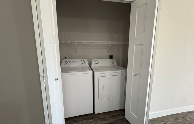 3 beds, 2 baths, 1,100 sqft, $2,395, Unit 4888-242