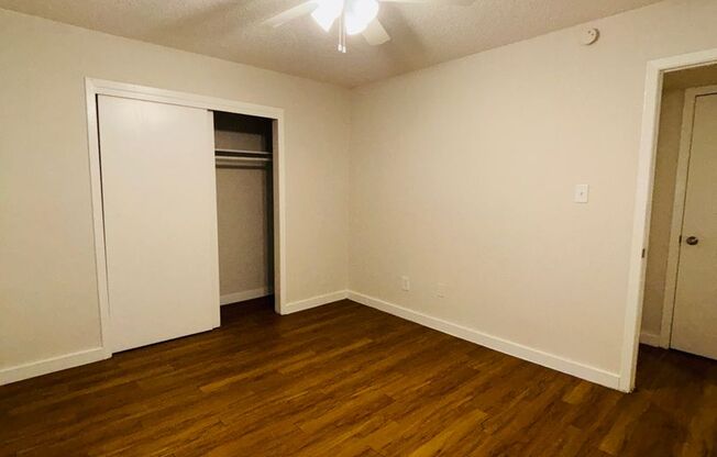 2 beds, 1 bath, 820 sqft, $1,399, Unit BOU-108