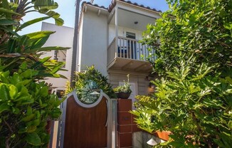 205 Fern Glen