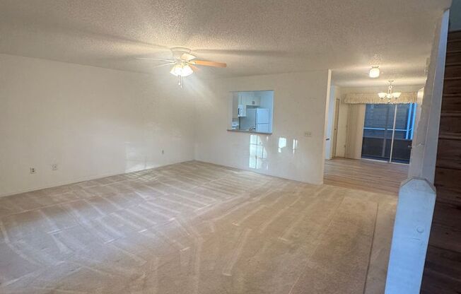 Spacious 3 Bedroom's, 2.5 bath condo in Lakeview Village.