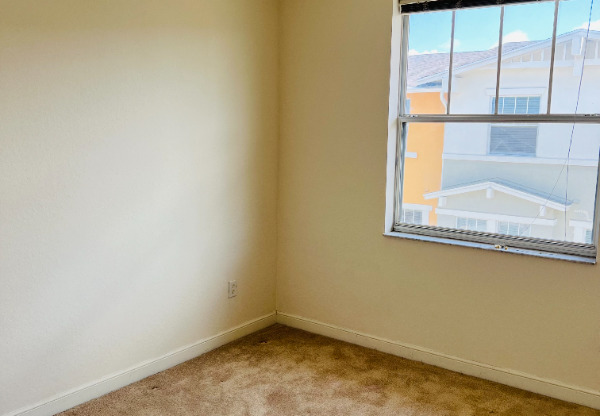 441 AMADOR LN