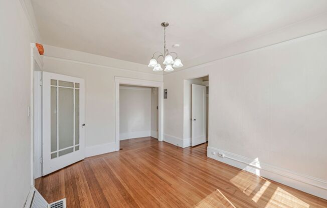 Studio, 1 bath, 350 sqft, $2,495, Unit 6