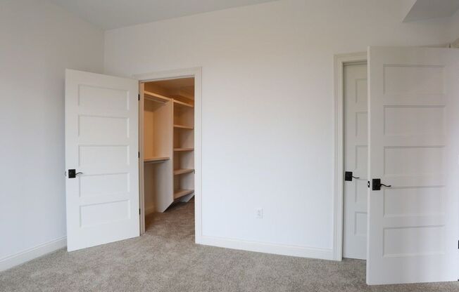 1 bed, 1 bath, 870 sqft, $1,945, Unit 304