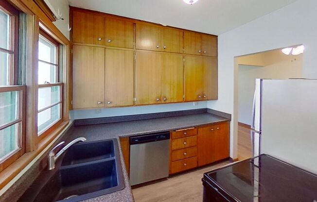 1 bed, 1 bath, $1,080, Unit 1226