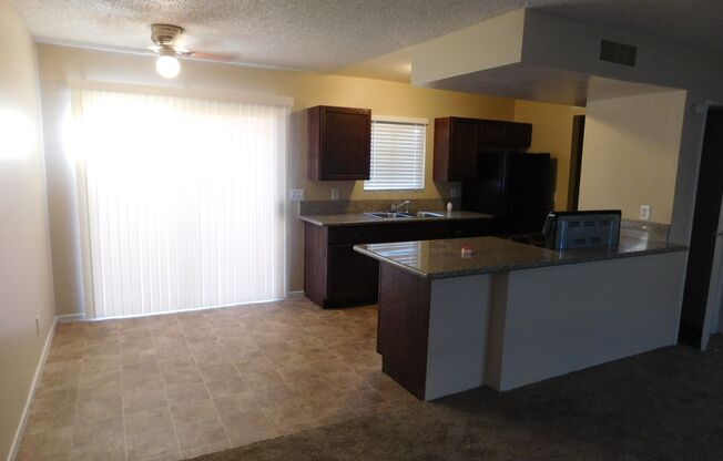 1 bed, 1 bath, 760 sqft, $1,099