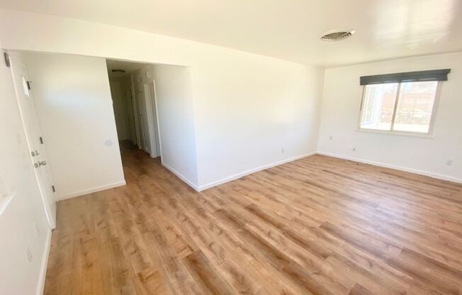 **232 Woodham Ave Barstow** Beautiful Spacious 3 bedroom 2 bath