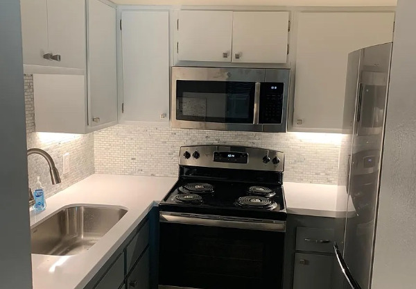 5717 SMOKE RANCH ROAD