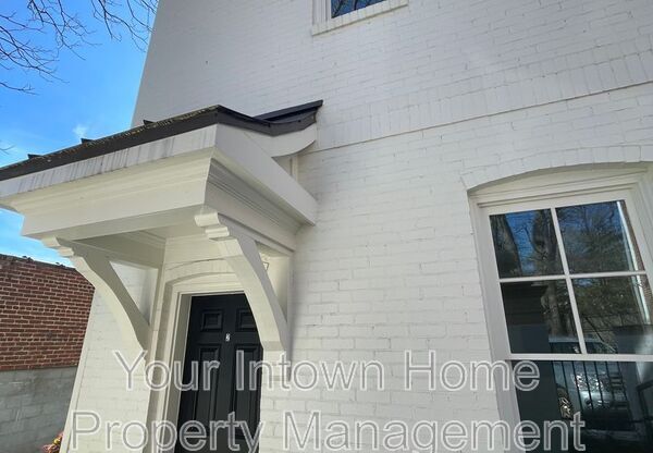 367 MORELAND AVE NE